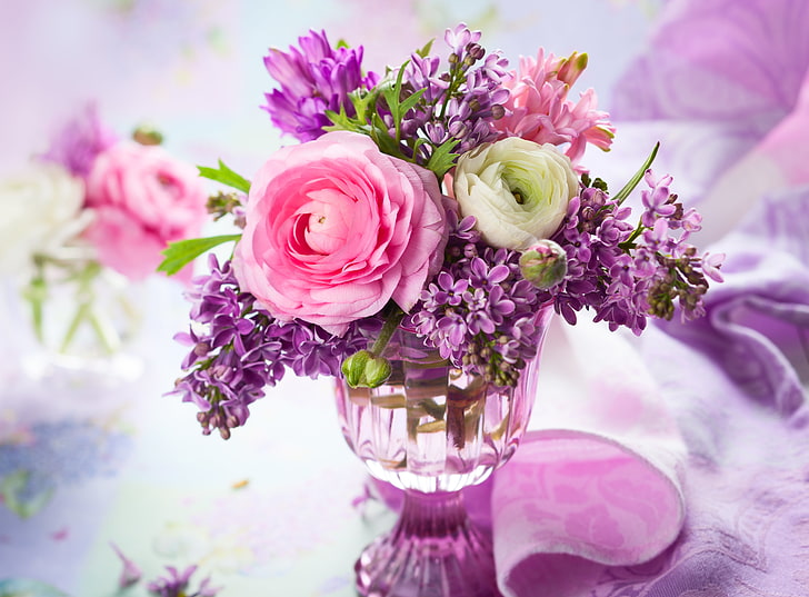 bouquet vase lilac ranunculus wallpaper preview 1